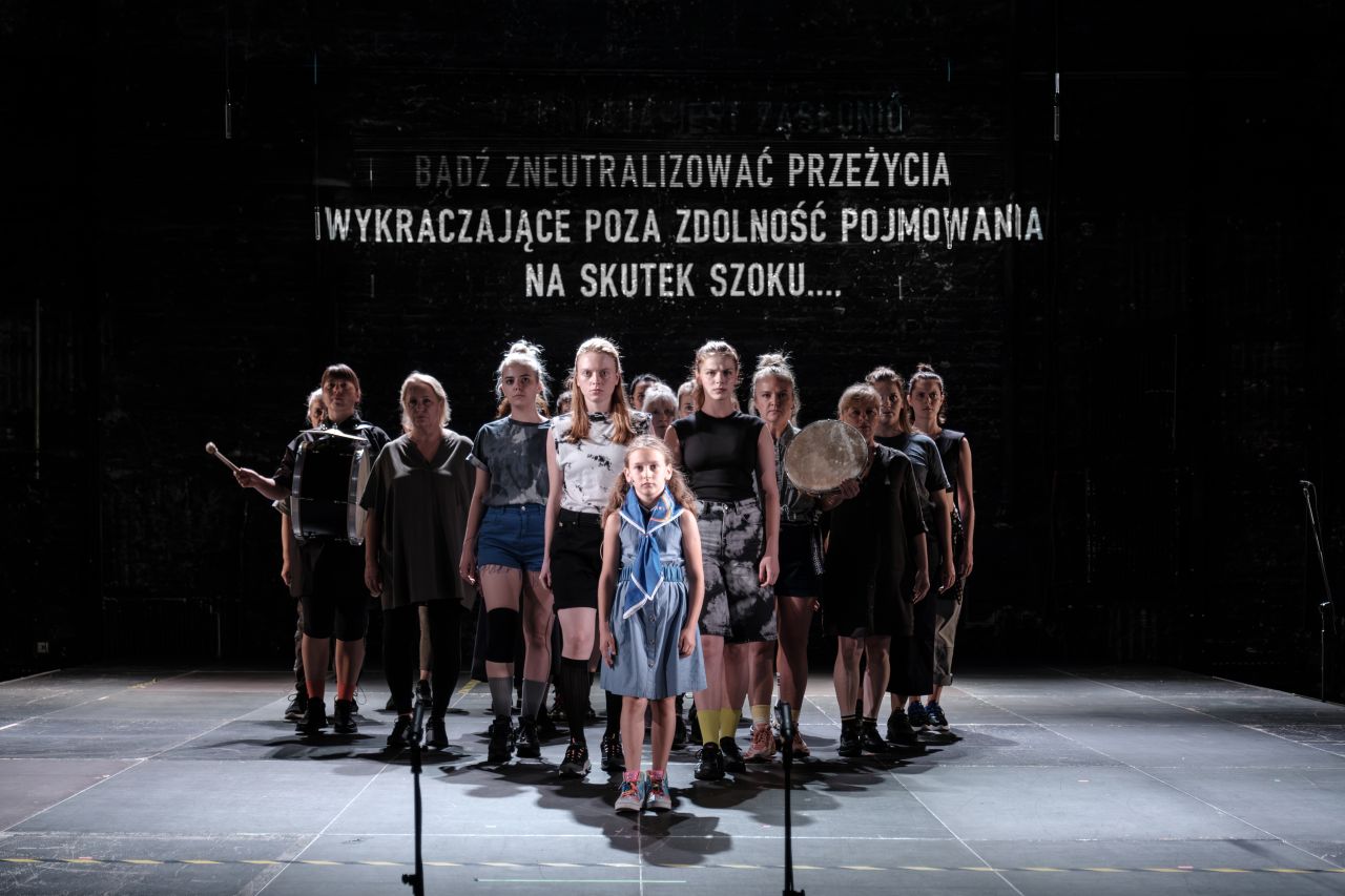 MOTHERS – A SONG FOR WARTIME