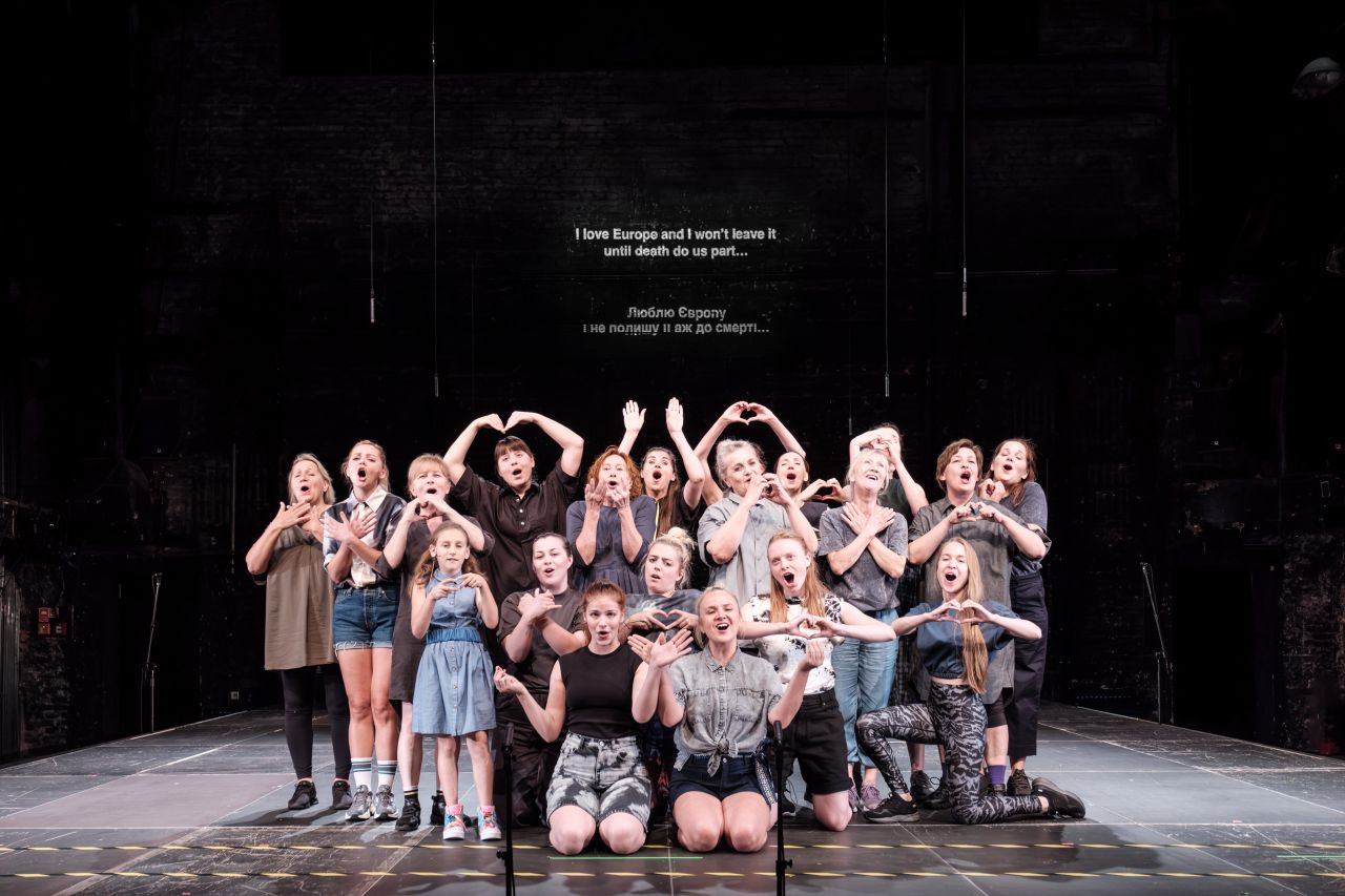 MOTHERS – A SONG FOR WARTIME