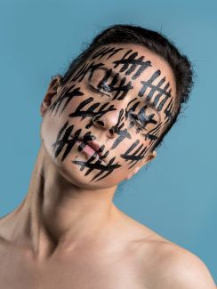 -	Cluster: Global Sound Reflection -	Buchpremiere: Alle Guten waren tot -	Die 70. Stunde