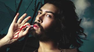 Raus-Neue deutsche Stücke